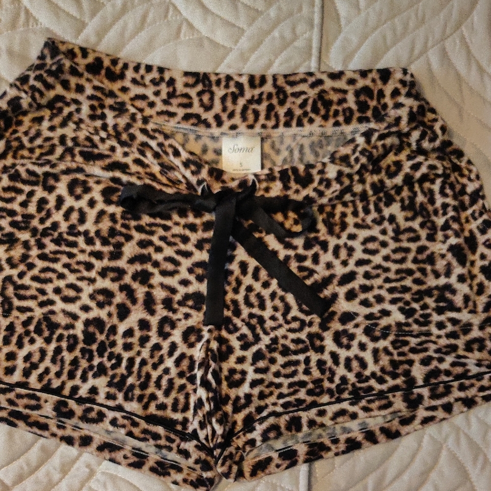 Soma  Soft Leopard Print Lounge Shorts in Beige and Black